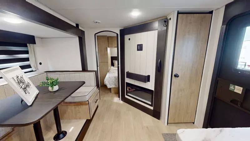 28RRT Floorplan Main Room