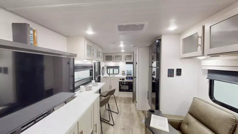 r-pod Main Room