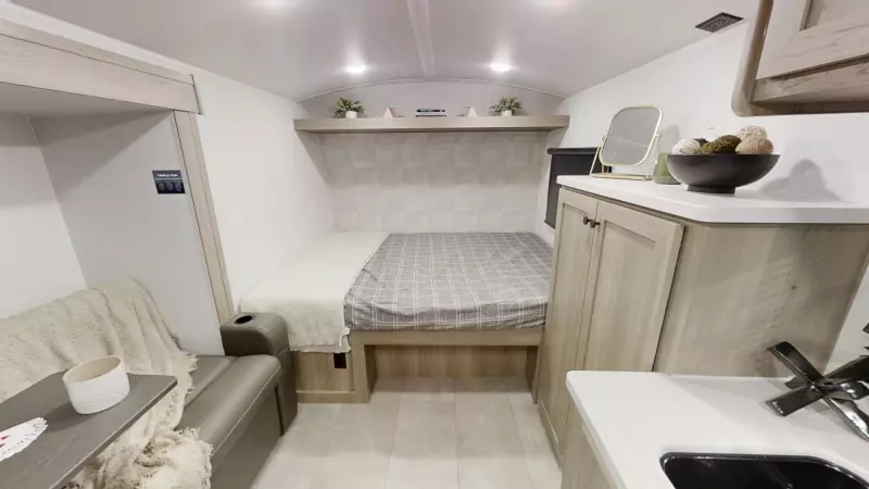 E19LE Floorplan Main Room