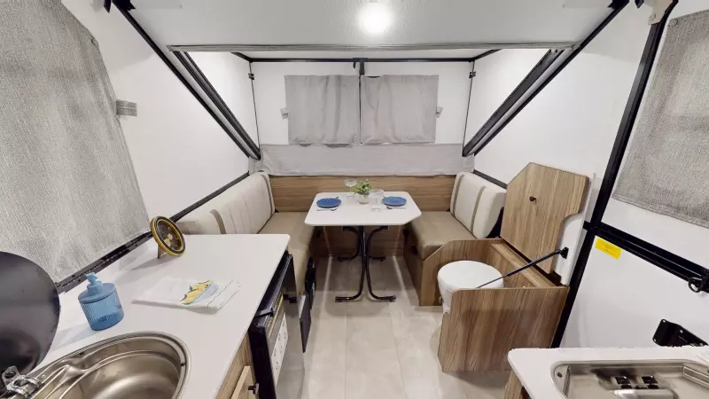 A213HS Floorplan Main Room